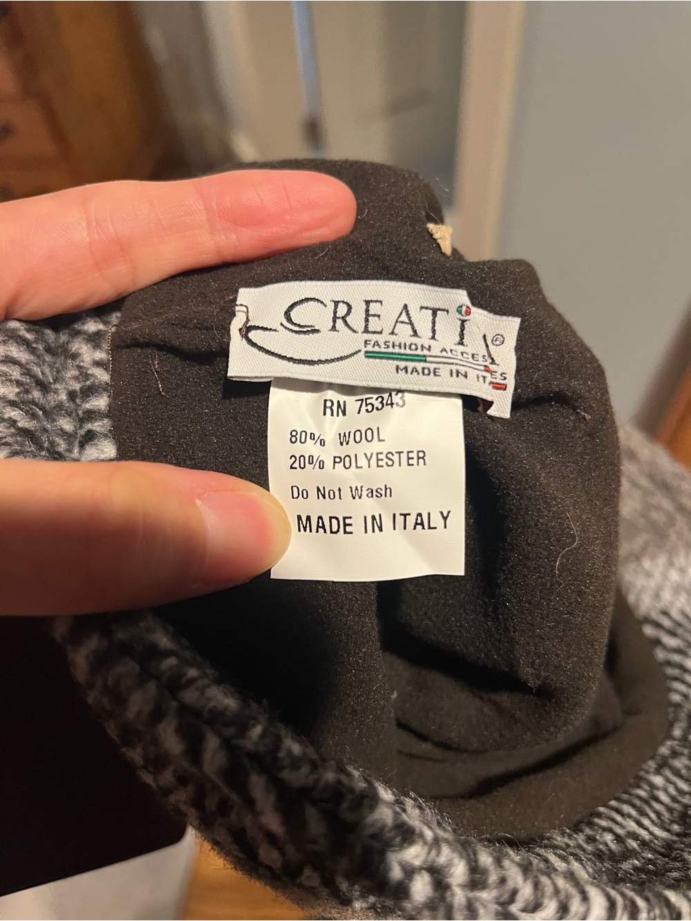 Italian-Made Wool Blend Winter Hat - Picture 7 of 7